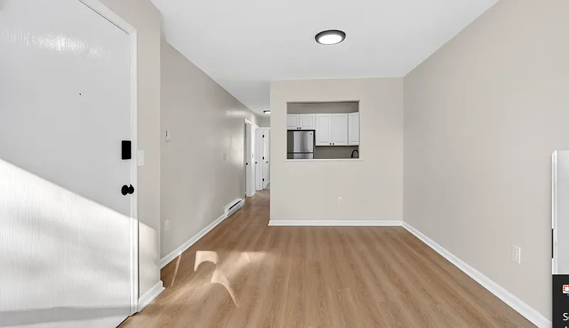 Building Photo - 13 Sligo St #1