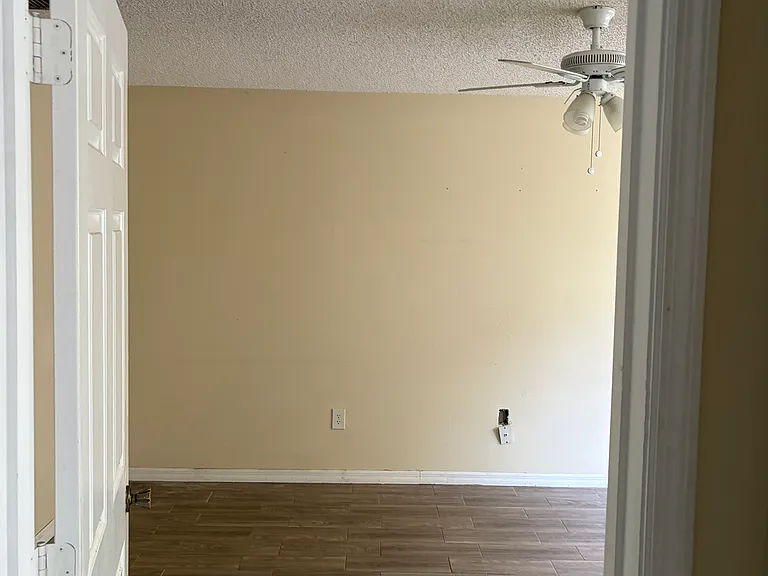 4210 Clubside Dr — Photo 17