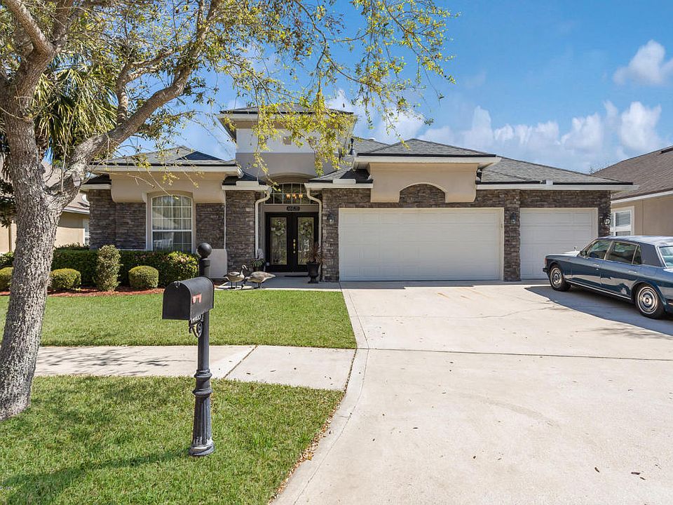 1st image of 14635 Fern Hammock Dr