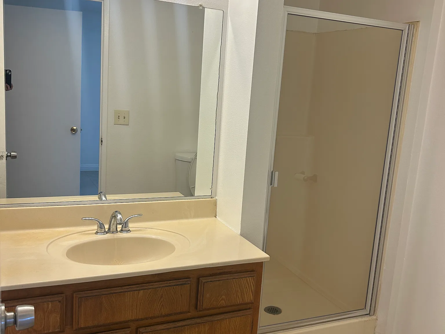 3 bed, 2.5 bath, 1150 sqft, $3,175 — Photo 3