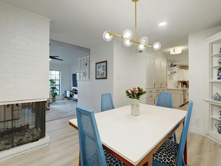 4159 Steck Ave #101 — Photo 11