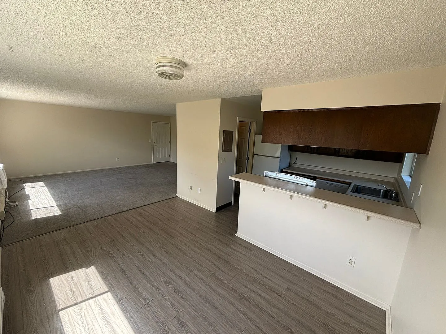 355-24 - 1111 Eric Ct. The Dalles (Unit 1-4) — Photo 4