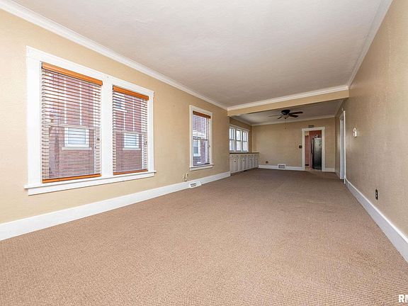 3rd image of 2218 W Heading Ave