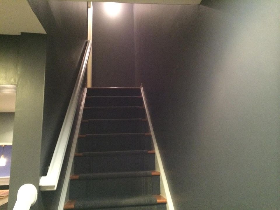access to the top floor but no access to the top floor.