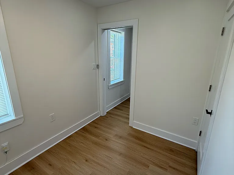 153 W Palmer St — Photo 19