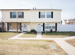 11 Lerner Ct, Sicklerville, NJ 08081