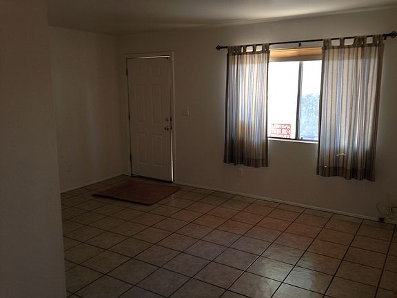 2nd image of 209 E Glenn St