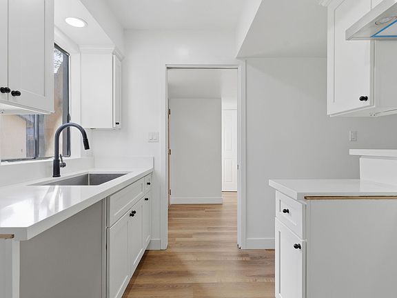 2nd image of 2601 Edmonton St APT 10B