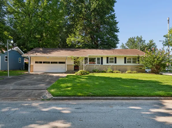 1206 E Rosebrier Street, Springfield, MO 65804