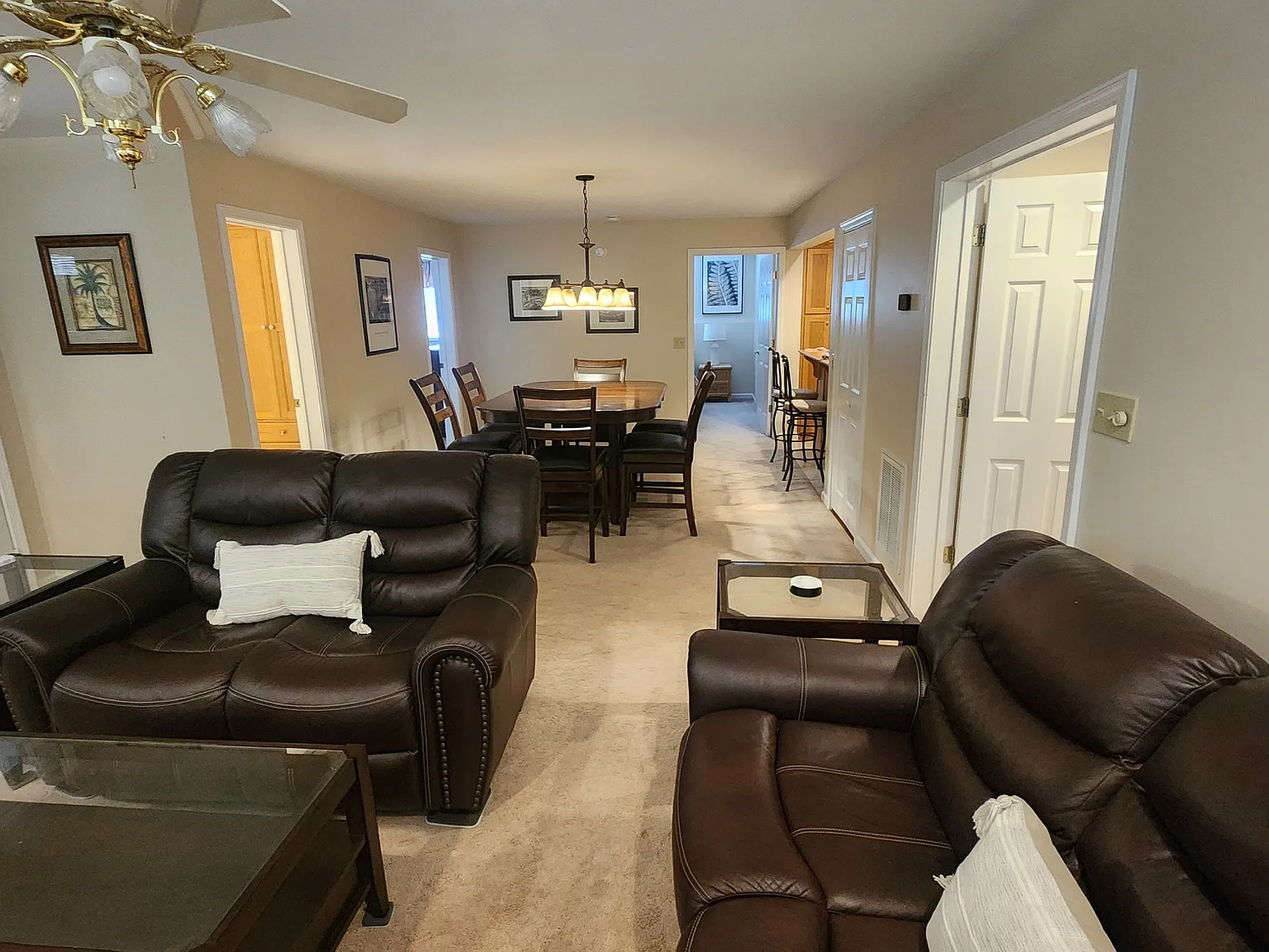 2 bed, 1260 sqft, $2,330 — Photo 2