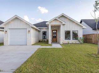519 Tower Oak Dr, Alamo, TX 78516