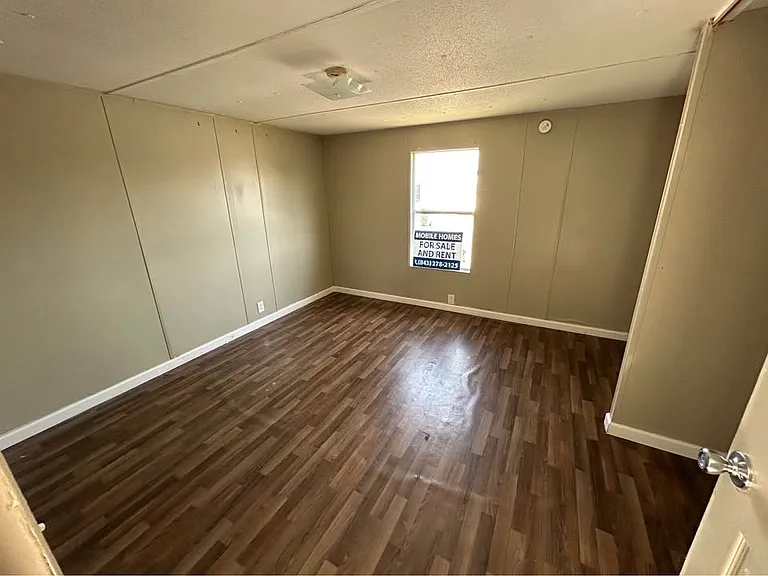 309 Reid Ct — Photo 5