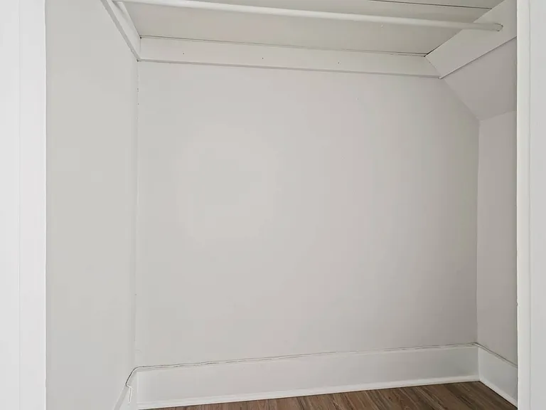 101 Union Ave #6 — Photo 16