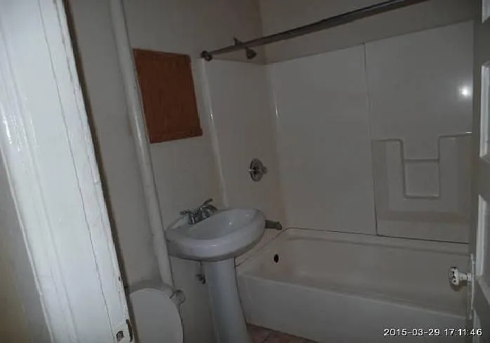 188 Putnam St — Photo 9