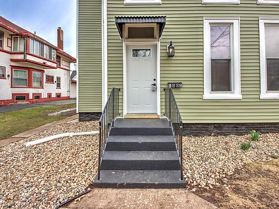 3rd image of 1005 Harrison St