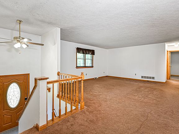 2nd image of 740 Broadway