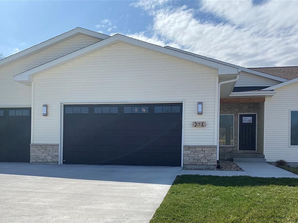 273 Lindemann Dr Iowa City Ia 52245 Mls 202007120 Zillow