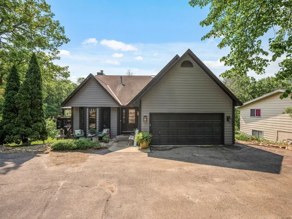 15657 Fish Point Rd SE, Prior Lake, MN 55372