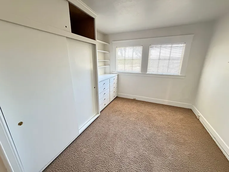 11221 E Eight Mile Rd — Photo 11