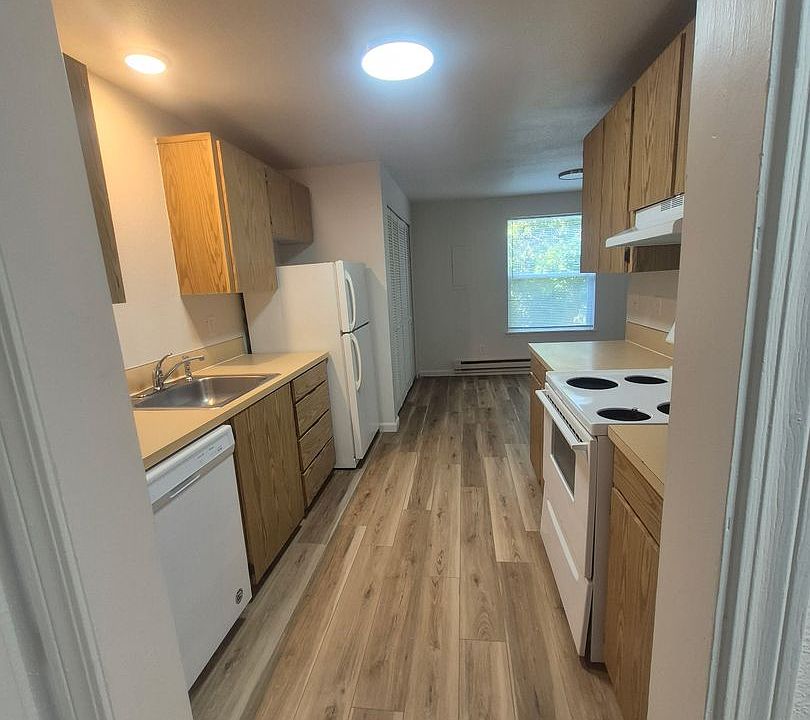 1st image of 9415 W Thurman Dr #7