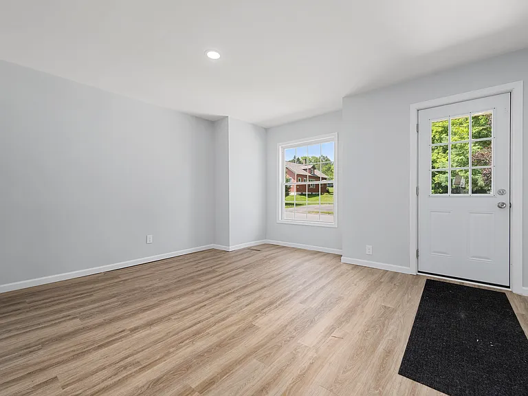 121 Cooper St — Photo 6