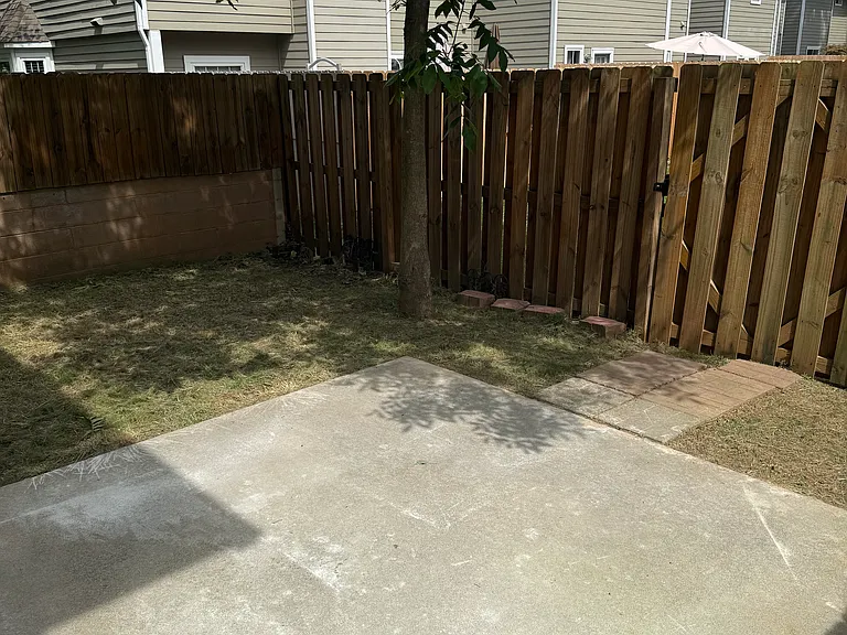 7714 Village Dr — Photo 10