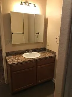 Unit Photo
