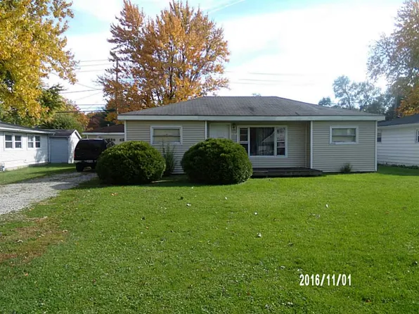 1571 Westgate Dr, Defiance, OH 43512