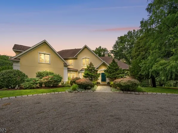291 Hilltop Rd, Mendham Boro, NJ 07945