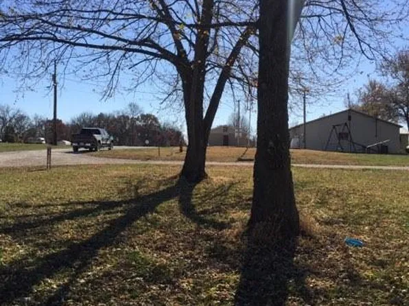 35 Pecan Rd, Mapleton, KS 66754