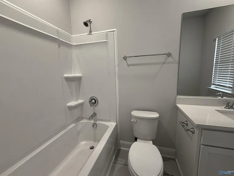 22882 Ansley Dr — Photo 13