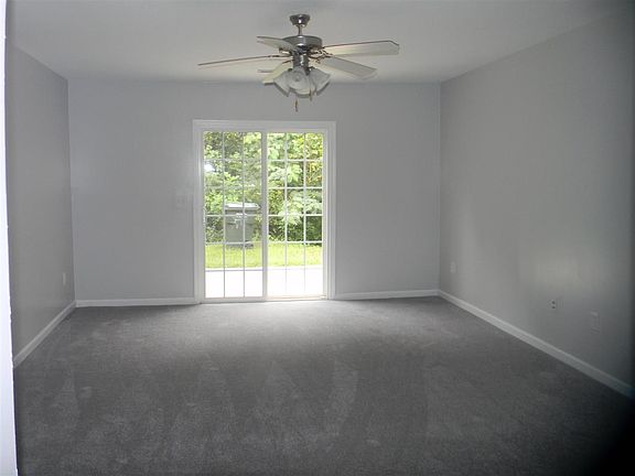 3rd image of 81 Birdsong Ln
