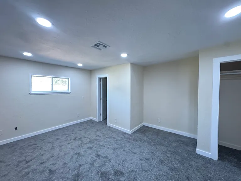 202 W Highland St #1 — Photo 14