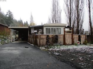 2 Noblewood Ln, Idleyld Park, OR 97447