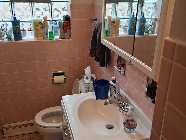 6651 N California Ave — Photo 7
