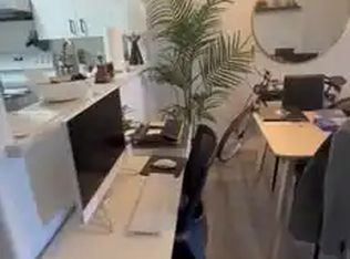 22022 49th Ave #201, Langley, BC V3A 3R9