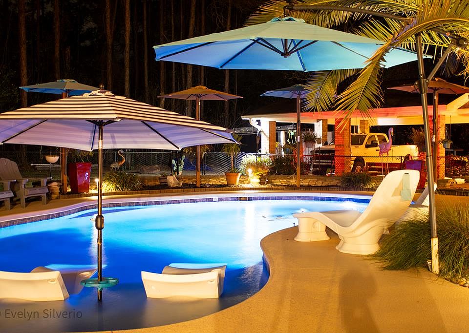 1st image of 6286 Val Del Rd