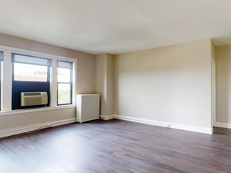 Dining/Living room
