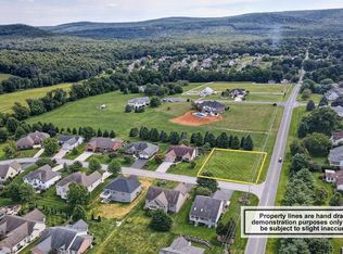 6167 Oak Leaf Ln N, Fayetteville, PA 17222