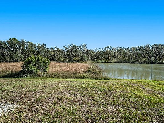 4th image of 39822 Harmon Grove Ct