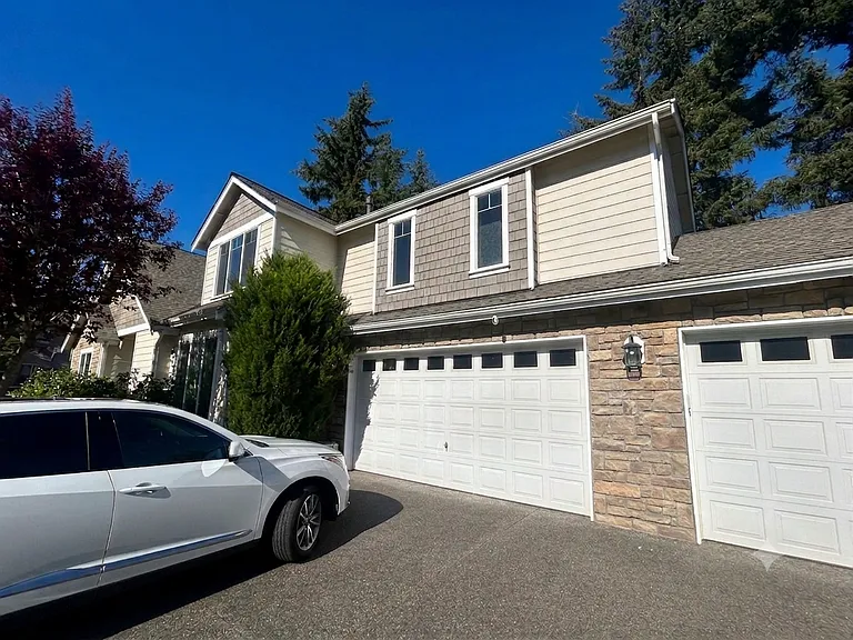 8208 234th St SW — Photo 3