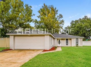 6685 Arrowroot Dr, Jacksonville, FL 32244