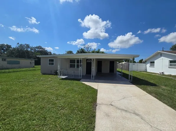 1827 Grand Blvd, Holiday, FL 34690