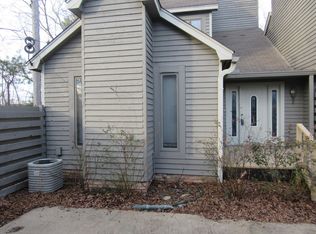 30 Timber Dr, Columbus, MS 39705