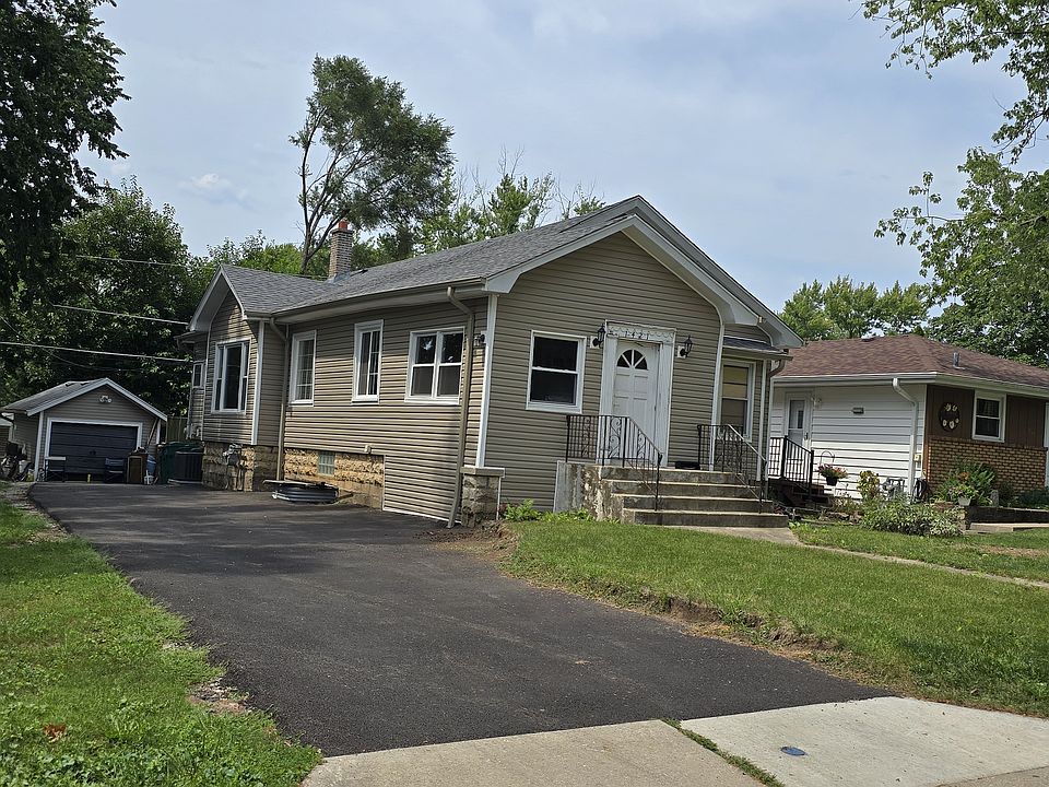 Frederick Front Entry