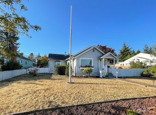 1420 E 3rd St, Port Angeles, WA 98362