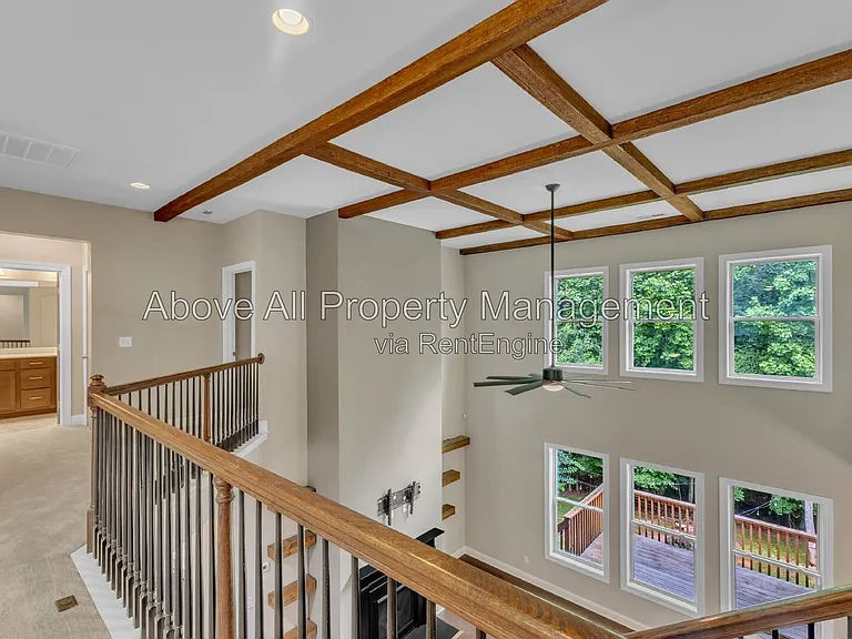 8313 Henderson Rd — Photo 37