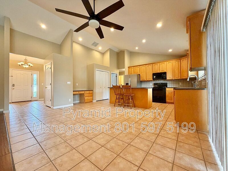 1st image of 961 E Golden Pheasant Dr