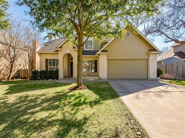 1st image of 2103 Green Oaks Cir