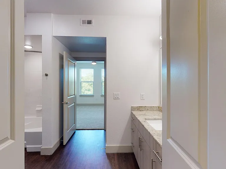 The Canal — Photo 85